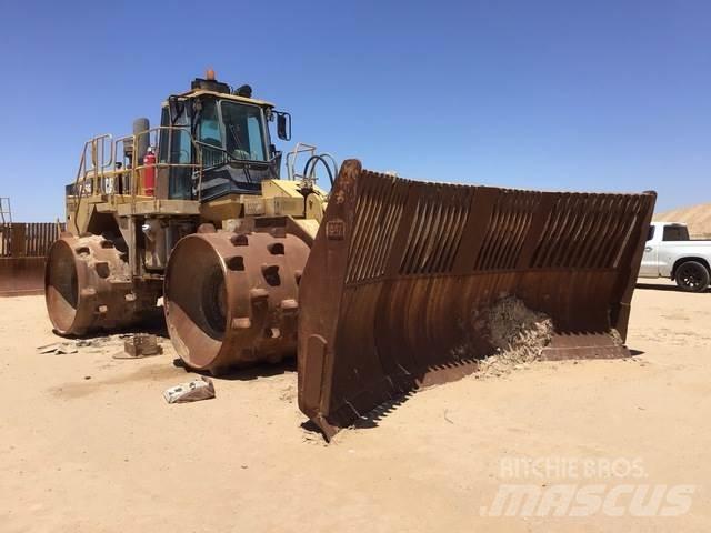 CAT 836G Jordkompaktorer