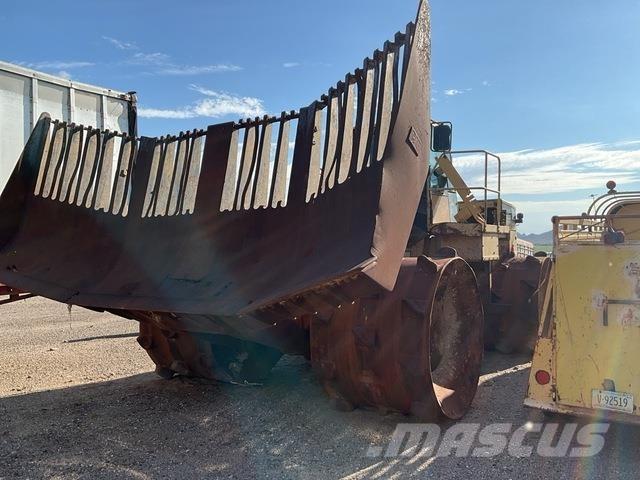CAT 836G Jordkompaktorer