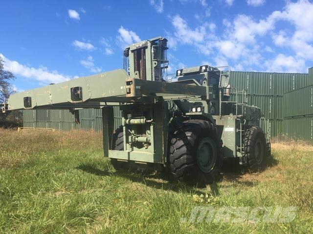 CAT 988F Teleskopbomtruckar (Sträckstaplare)