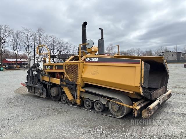 CAT AP-1055B Asfaltsläggningsmaskiner
