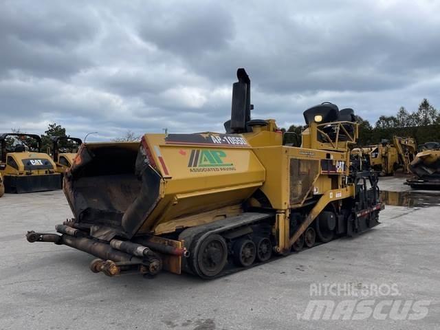 CAT AP-1055D Asfaltsläggningsmaskiner