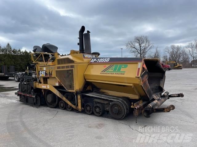 CAT AP-1055D Asfaltsläggningsmaskiner