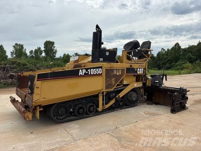 CAT AP-1055D Asfaltsläggningsmaskiner