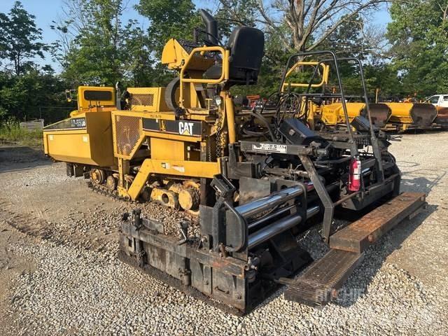 CAT AP-650B Asfaltsläggningsmaskiner