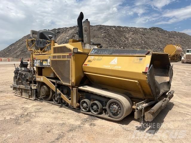 CAT AP1055D Asfaltsläggningsmaskiner