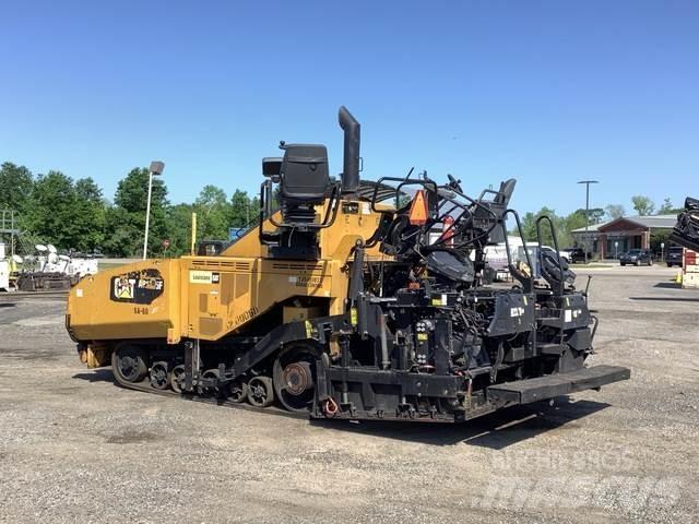 CAT AP1055F Asfaltsläggningsmaskiner