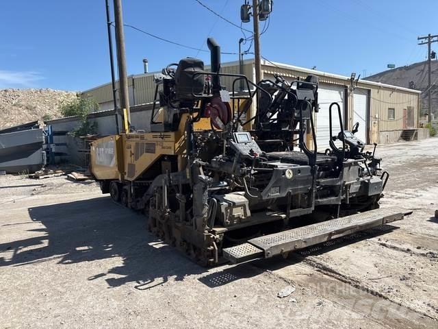 CAT AP1055F Asfaltsläggningsmaskiner