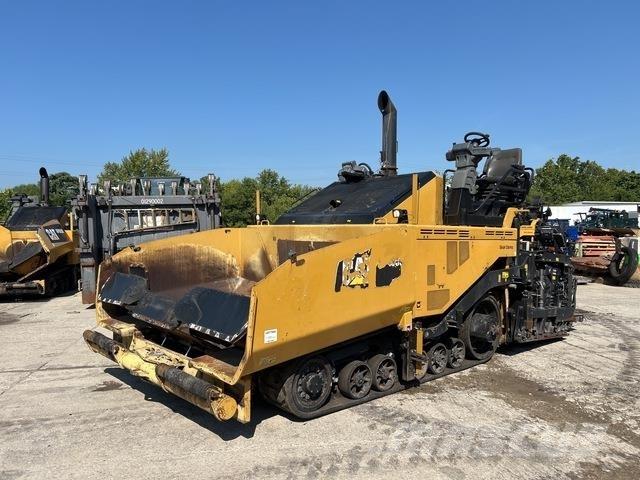 CAT AP1055F Asfaltsläggningsmaskiner