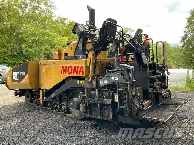 CAT AP655D Asfaltsläggningsmaskiner