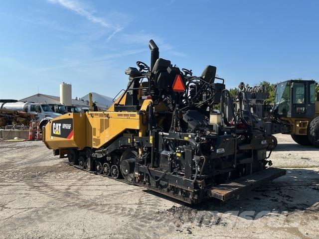 CAT AP655F Asfaltsläggningsmaskiner