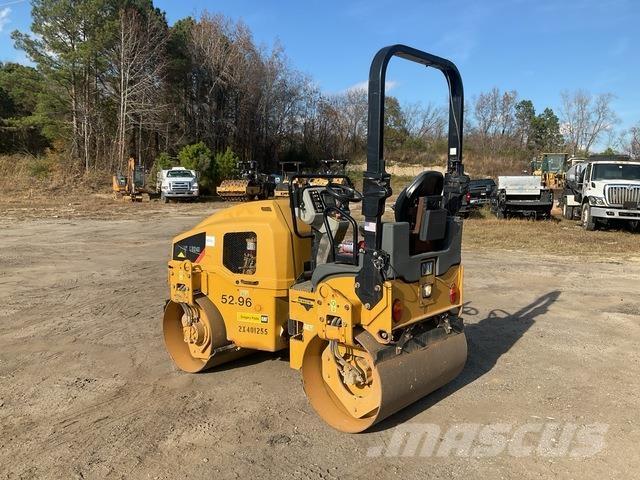 CAT CB24B Tvåvalsvältar