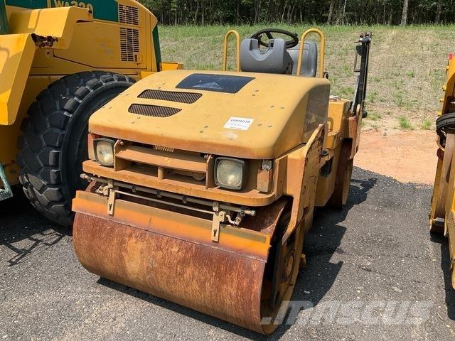 CAT CB34 Tvåvalsvältar