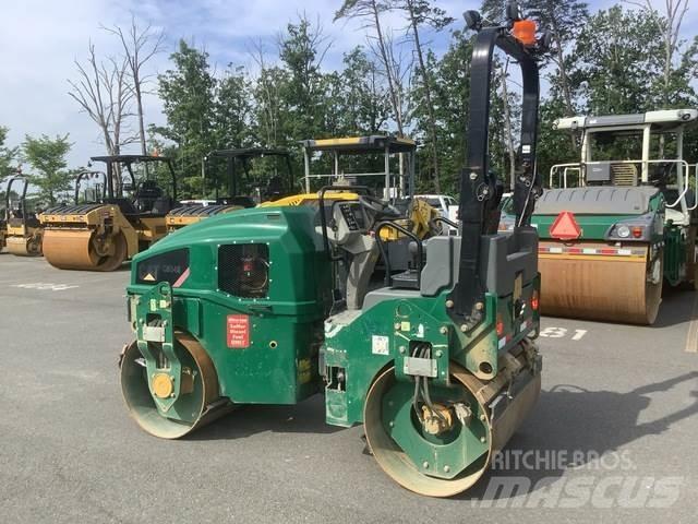 CAT CB34B Tvåvalsvältar