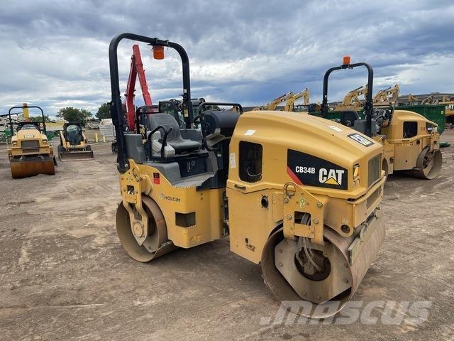 CAT CB34B Tvåvalsvältar