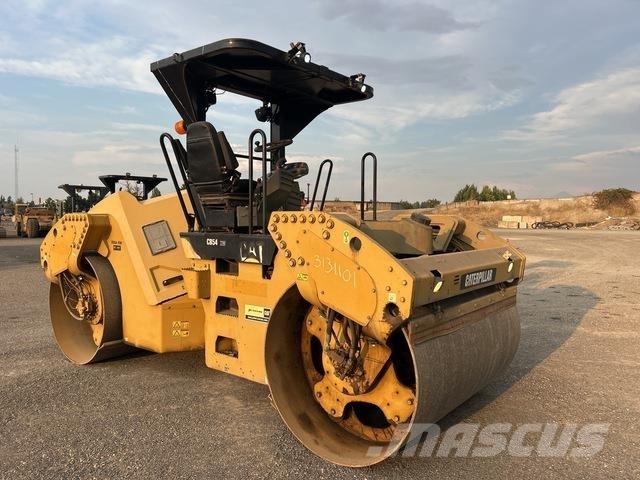 CAT CB54 XW Tvåvalsvältar