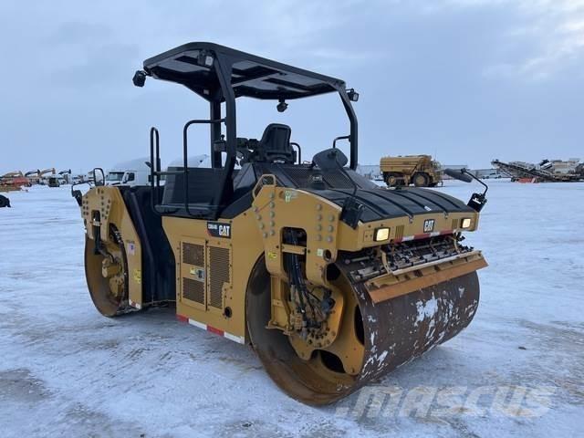 CAT CB64B Tvåvalsvältar