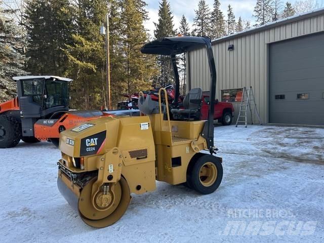 CAT CC24 Kombivältar