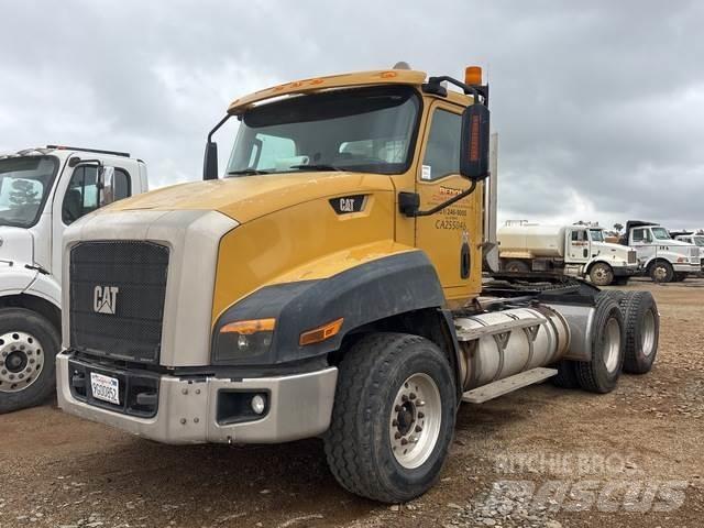 CAT CT660S Dragbilar