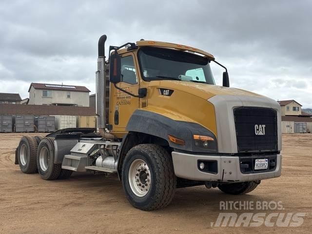 CAT CT660S Dragbilar