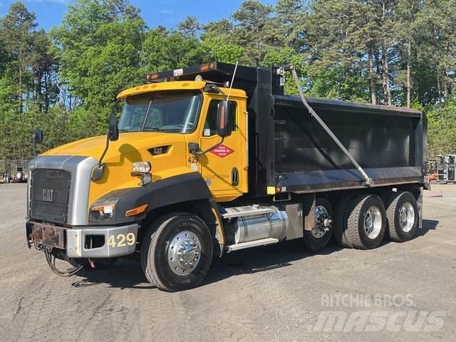 CAT CT660S Tippbilar