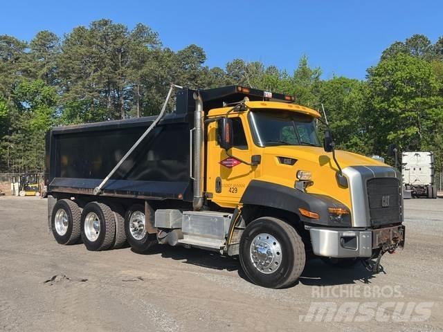 CAT CT660S Tippbilar