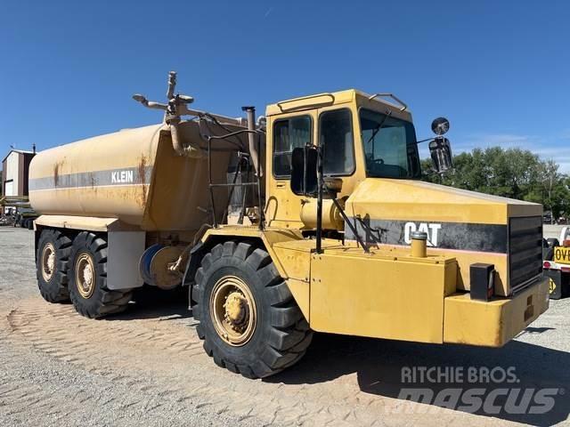 CAT D250 Vattentankbilar