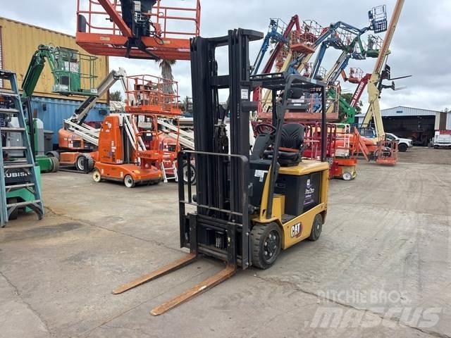 CAT EC25N Elmotviktstruckar