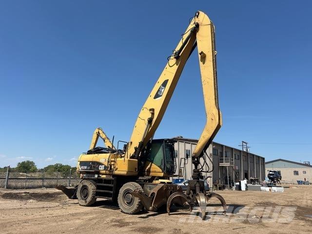CAT M325D LMH Avfalls / industri hantering