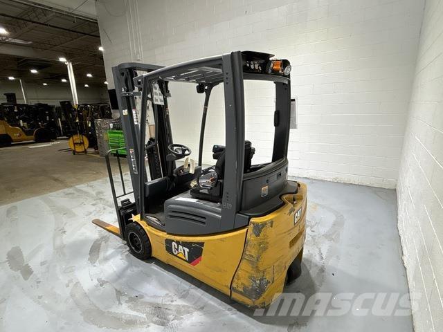 CAT MH 2ET3500 Elmotviktstruckar