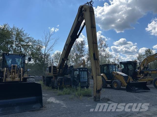CAT MH3037 Avfalls / industri hantering