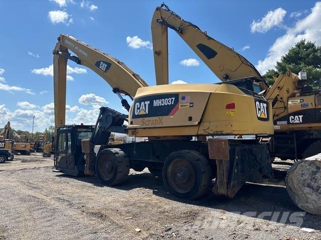 CAT MH3037 Avfalls / industri hantering