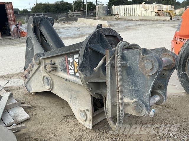 CAT P-28 Krossar för Entreprenad