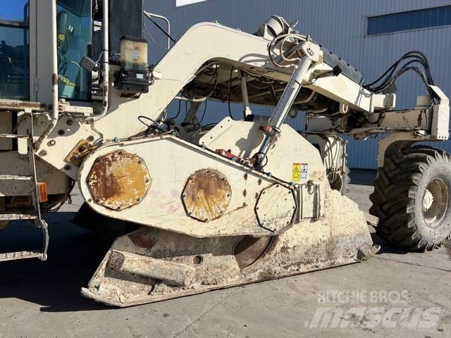 CAT RM500 Jordkompaktorer
