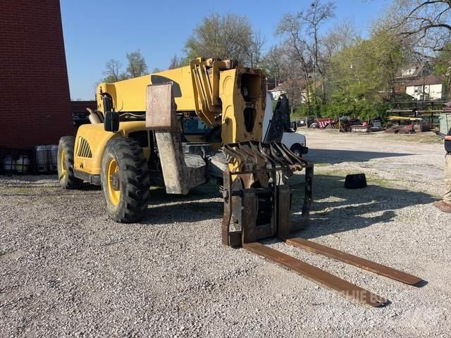 CAT TL1055 Teleskoplastare