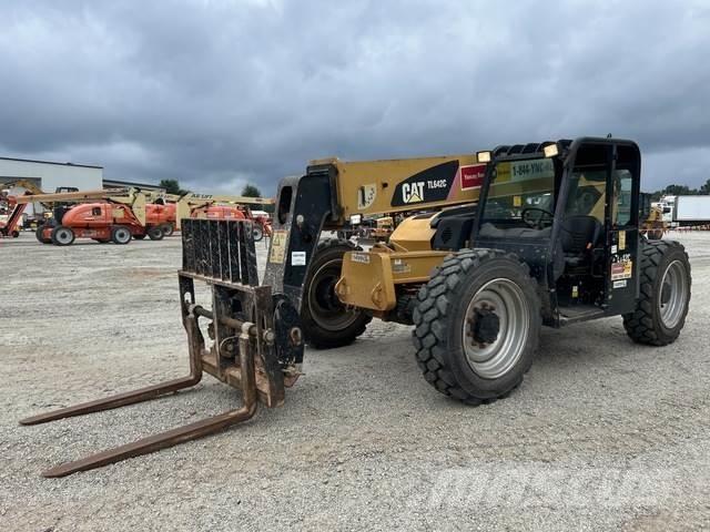 CAT TL642C Teleskoplastare