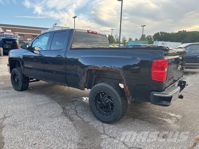 Chevrolet 1500 Flakbilar/Pickuper