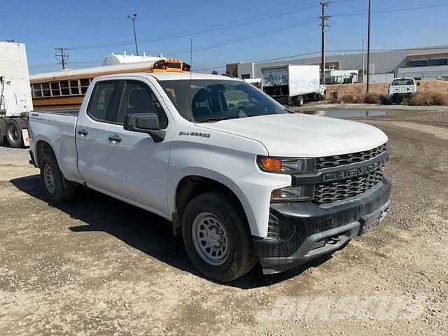 Chevrolet 1500 Flakbilar/Pickuper