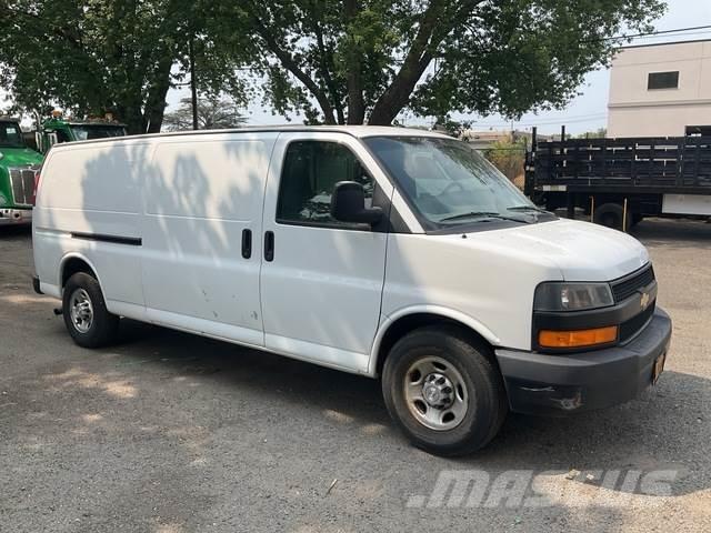 Chevrolet 3500 Lätta skåpbilar