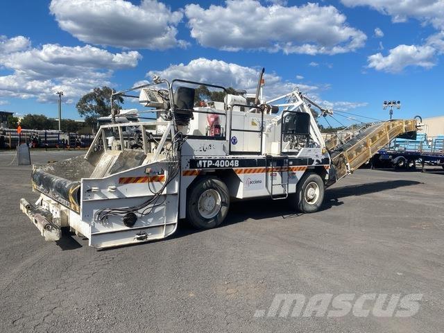 CMI MTP-4004B Betongutläggare