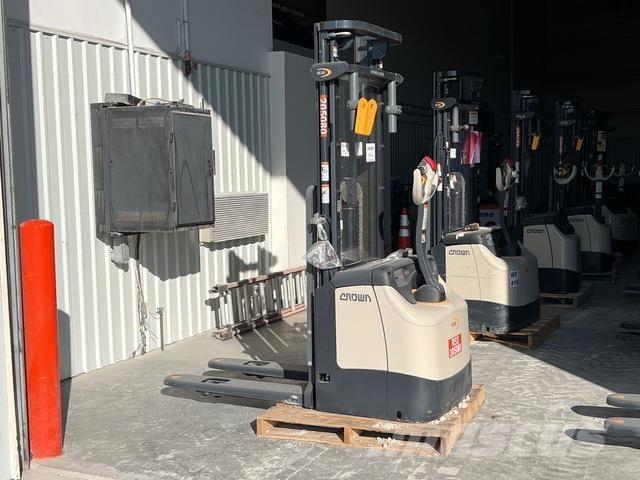 Crown ES 4000 Staplare