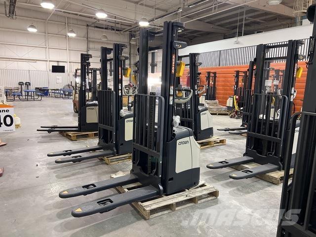 Crown ES 4000 Staplare