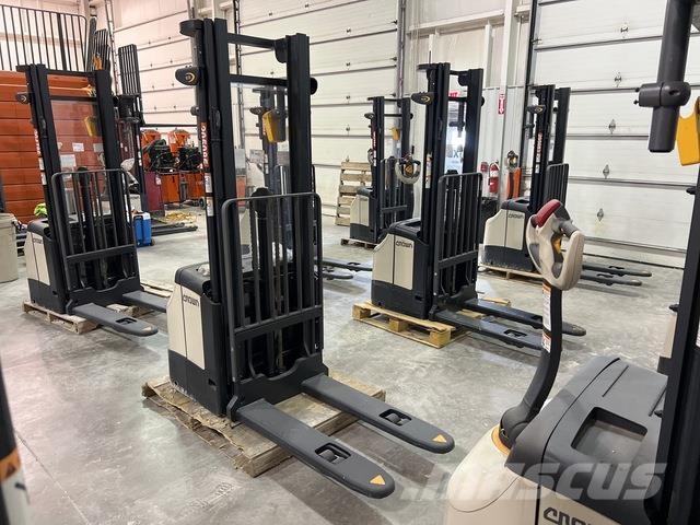 Crown ES 4000 Staplare