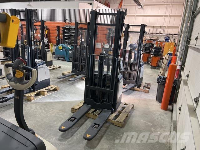 Crown ES 4000 Staplare