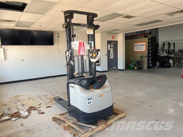 Crown ES 4000 Staplare