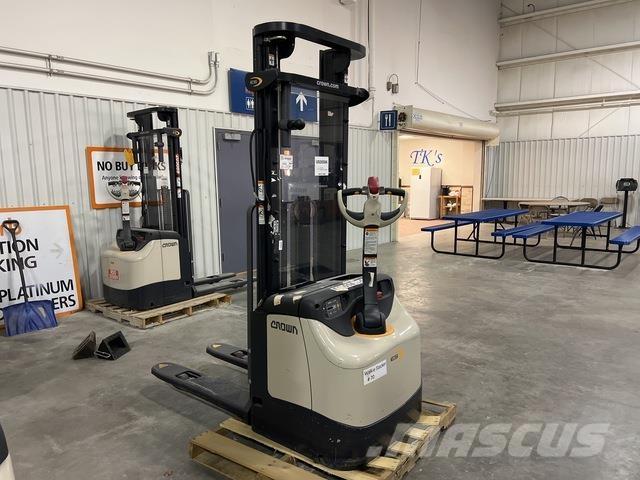 Crown ES 4000 Staplare