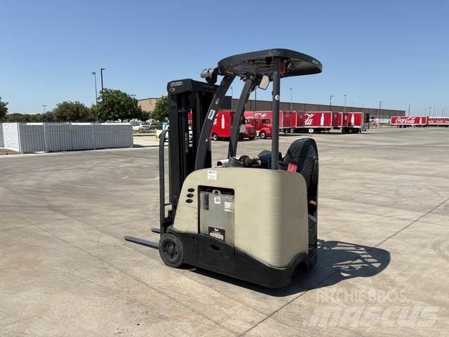 Crown RC5500 Elmotviktstruckar