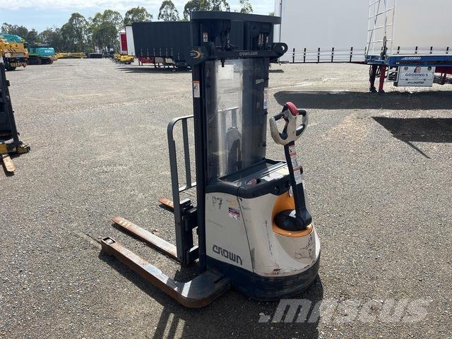 Crown SX3030 Entreprenad - Övrigt