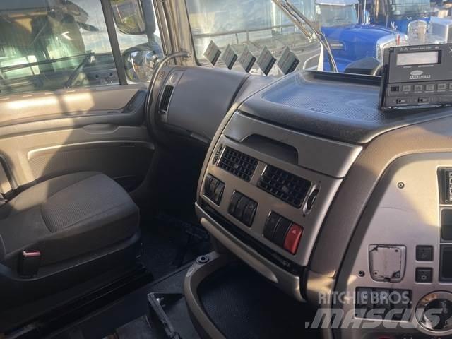 DAF XF105 Chassier