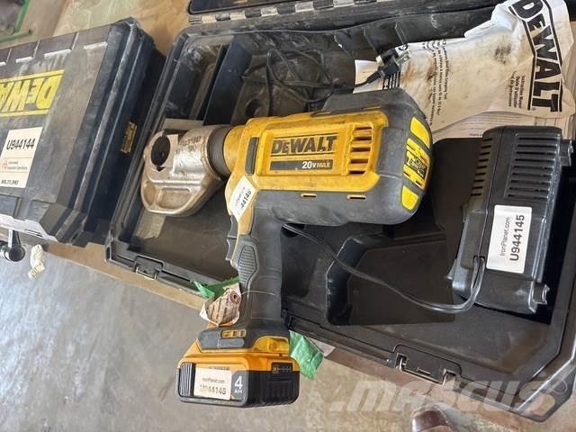 DeWalt DCE300 Entreprenad - Övrigt