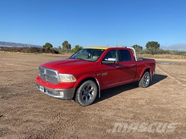 Dodge 1500 Flakbilar/Pickuper